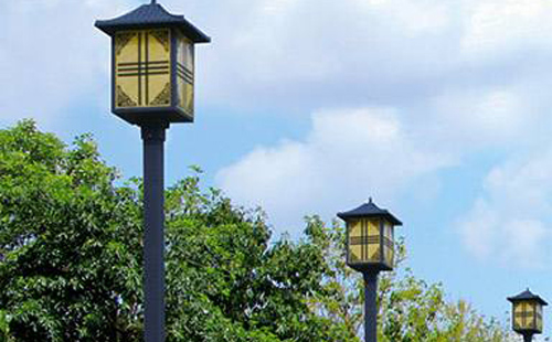 七里河庭院灯安装间距与布灯设计全解析